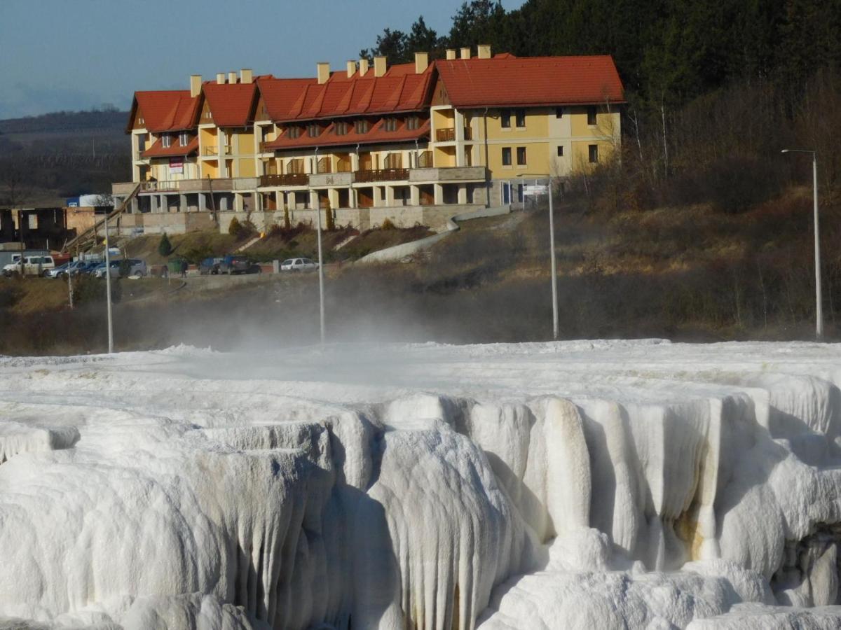 Gyogyvoelgy Apartman Egerszalok Bagian luar foto